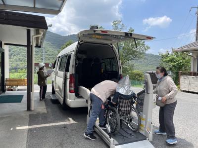 地震による土砂災害を想定した防災訓練をおこないました。